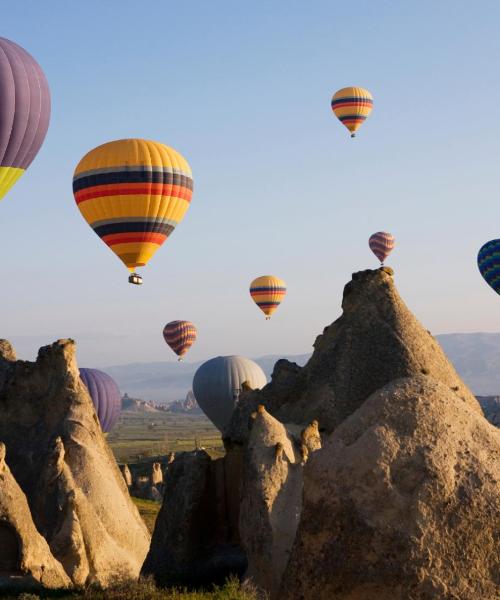 Una bonita panorámica de Nevşehir