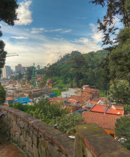 Una bonita panorámica de Ibagué, una ciudad popular entre nuestros usuarios