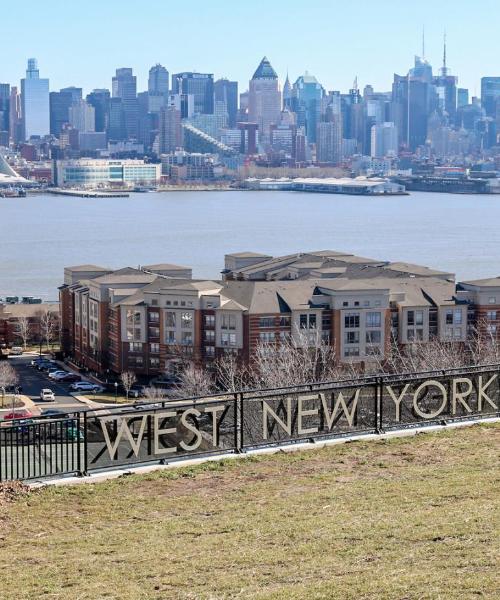 Predivan pogled na grad 'West New York'