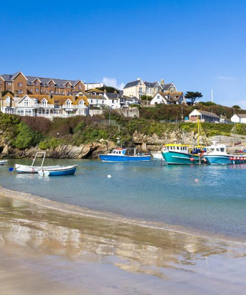 A beautiful view of Newquay serviced by Newquay Cornwall Airport.