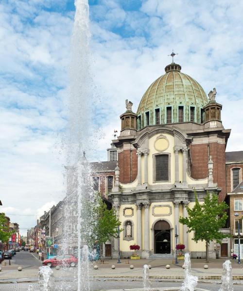 Krásný pohled na město Charleroi
