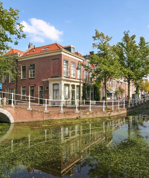 Krásný pohled na město Delft