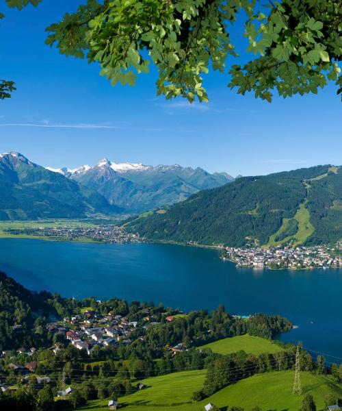 Čudovit pogled na mesto Zell am See