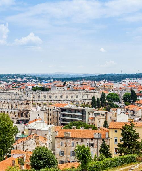 Ein schöner Blick auf Pula