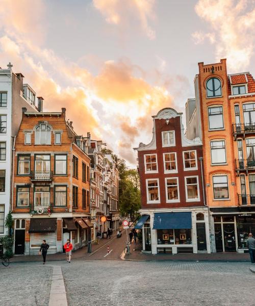 Amsterdam şehrinden güzel bir manzara