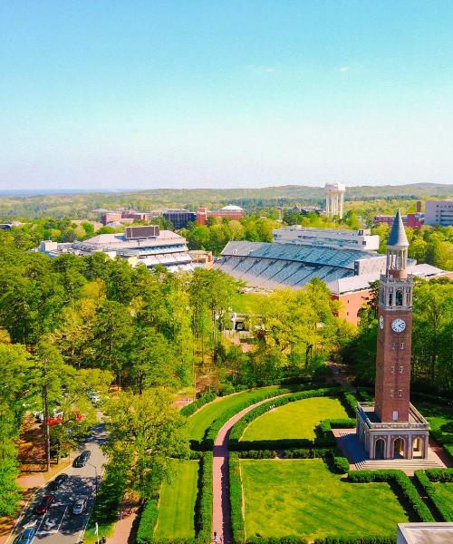 Krásný pohled na město Chapel Hill