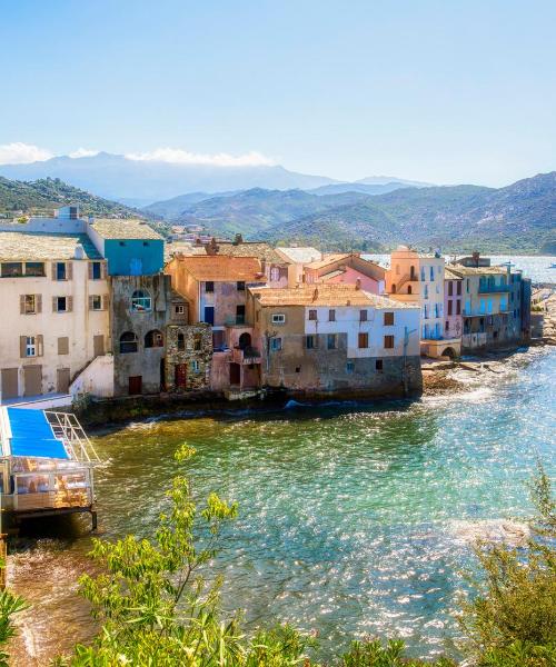 Prelep pogled na grad Sen-Floran