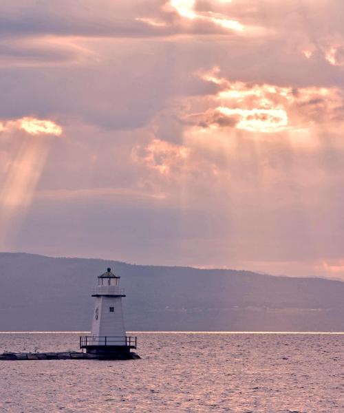Una bella vista de Burlington – ciudad popular entre nuestros usuarios