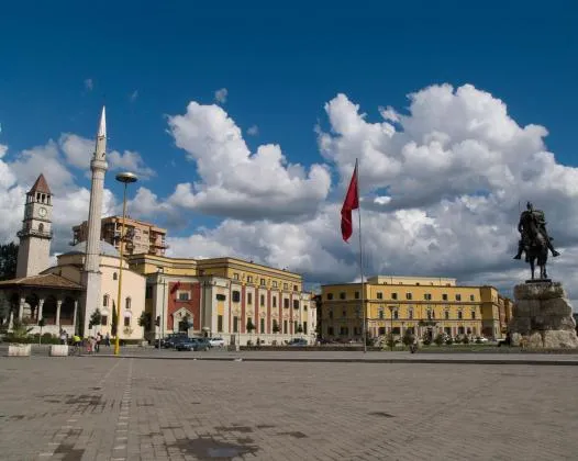 Lähtekohast Tallinn sihtkohta Tirana