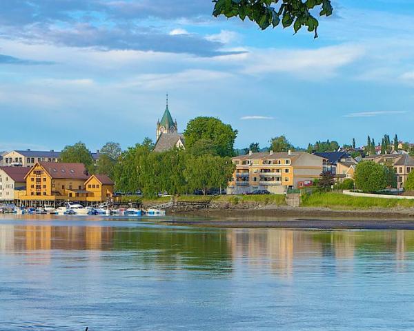 Kaunis näkymä kaupungista Levanger