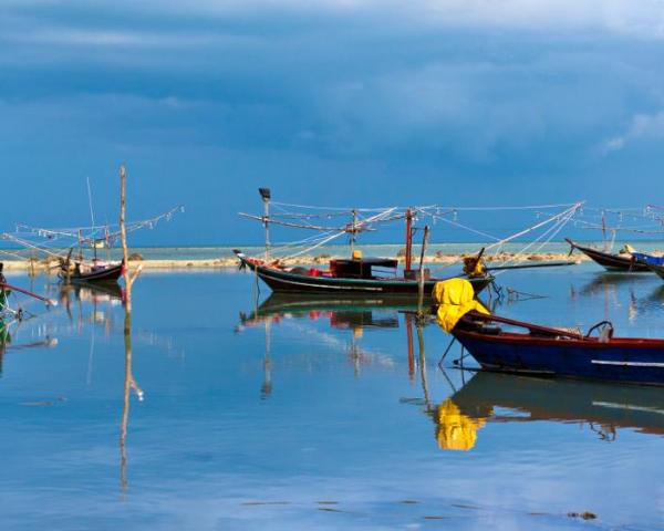 Pemandangan indah Naton