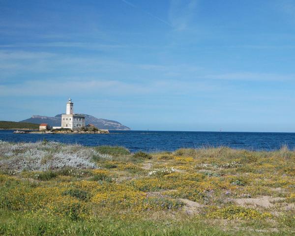 Krásny pohľad na mesto Olbia