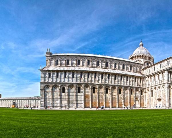 Predivan pogled na grad 'Pisa' 