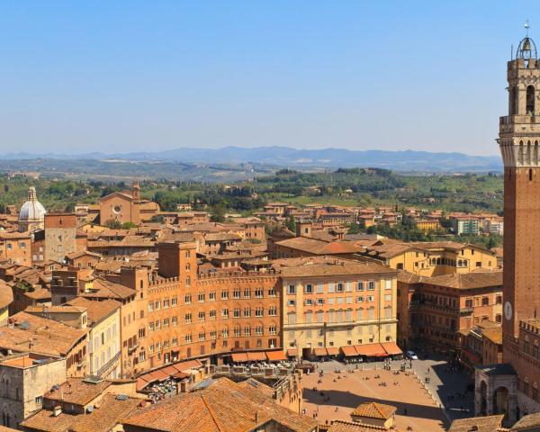 En smuk udsigt over Siena