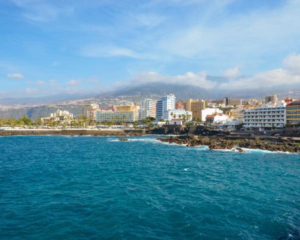 Uma bela vista de: Puerto de la Cruz