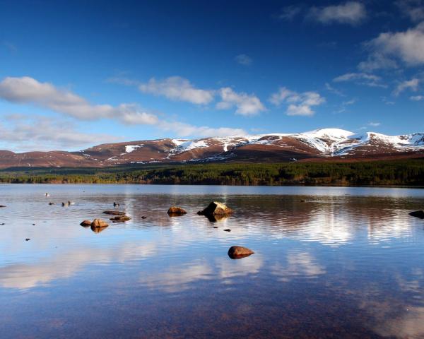 Linna Aviemore kaunis vaade