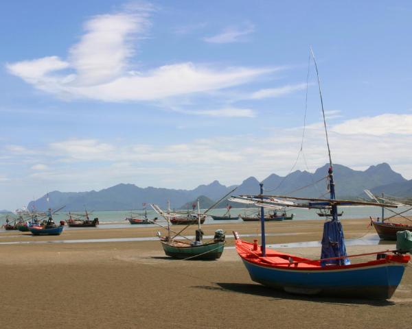 A beautiful view of Amphoe Pranburi.