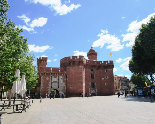 Krásny pohľad na mesto Perpignan