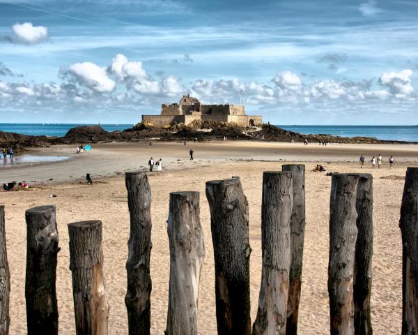 Čudovit pogled na mesto Saint Malo