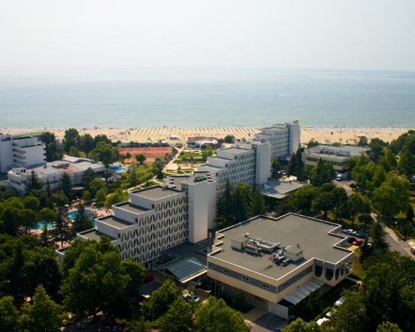 Čudovit pogled na mesto Albena