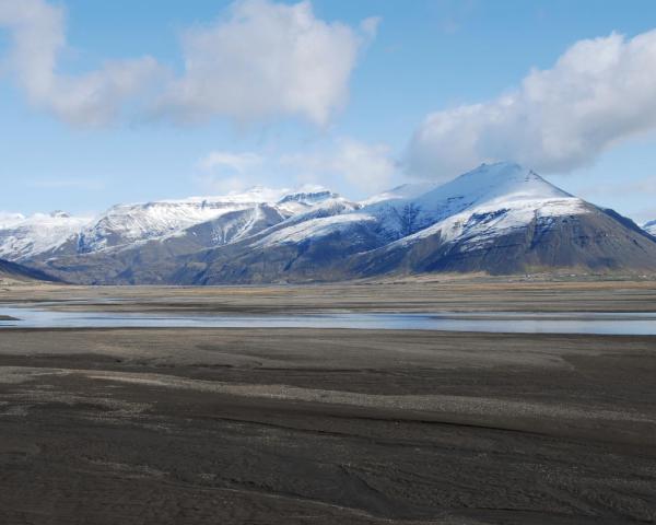 Prelep pogled na grad Hvolsvellir