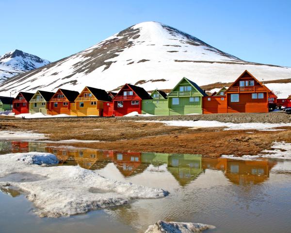 En smuk udsigt over Longyearbyen