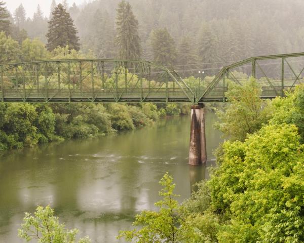 Guerneville şehrinden güzel bir manzara