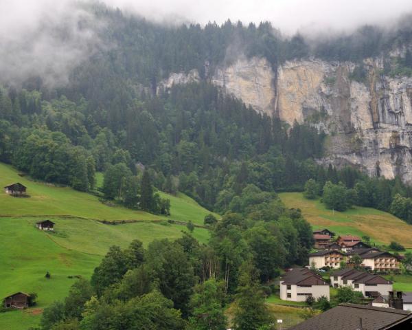 Magandang view ng Lauterbrunnen