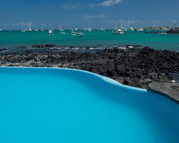 Όμορφη θέα του προορισμού Puerto Ayora