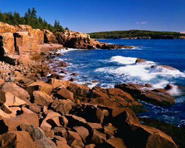 Krásny pohľad na mesto Bar Harbor