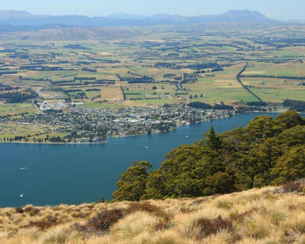 A beautiful view of Te Anau.