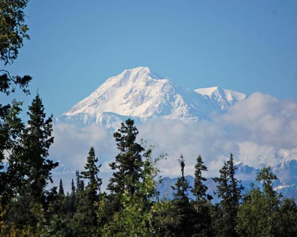 A beautiful view of Talkeetna.