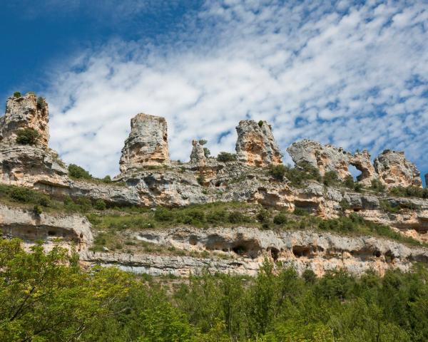 Una bellissima vista di Orbaneja del Castillo