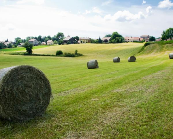 Predivan pogled na grad 'Champagnole' 