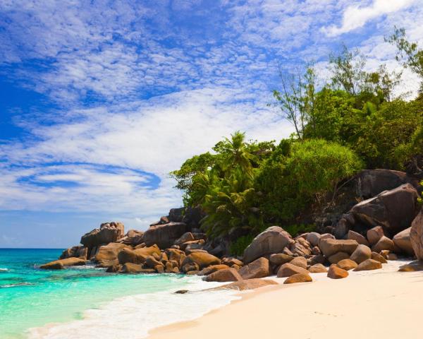 A beautiful view of Praslin.