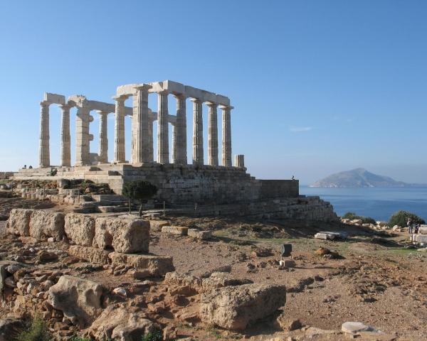 A beautiful view of Kato Sounion.