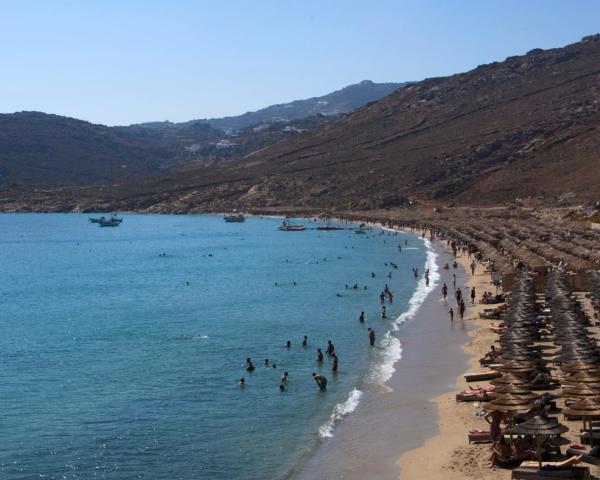 Una bonita vista de Elia Beach