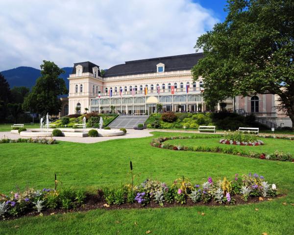 Kaunis näkymä kaupungista Bad Ischl