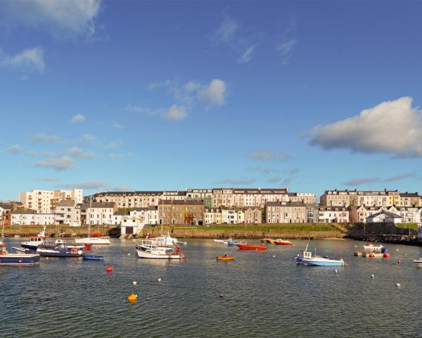 Красивый вид города Portrush