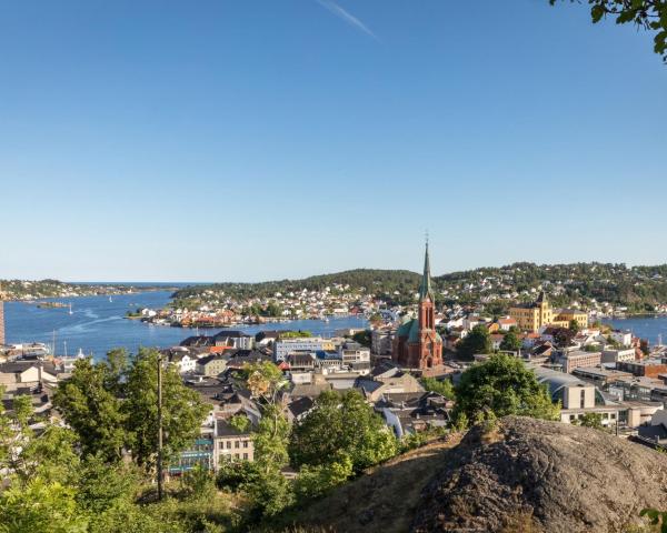 Prelep pogled na grad Arendal