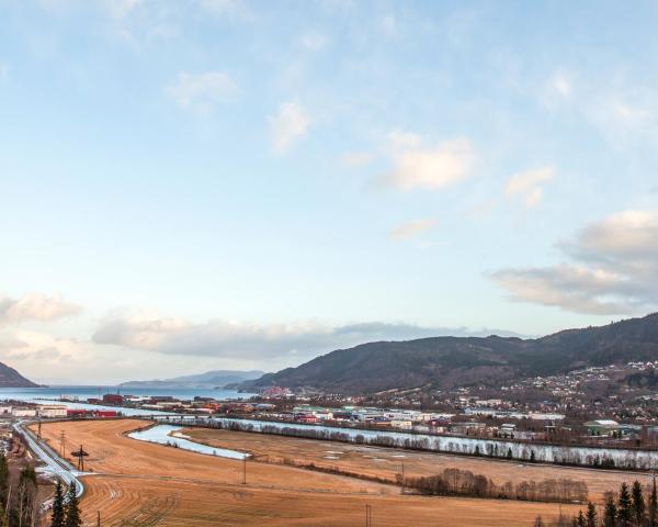 Orkanger şehrinden güzel bir manzara