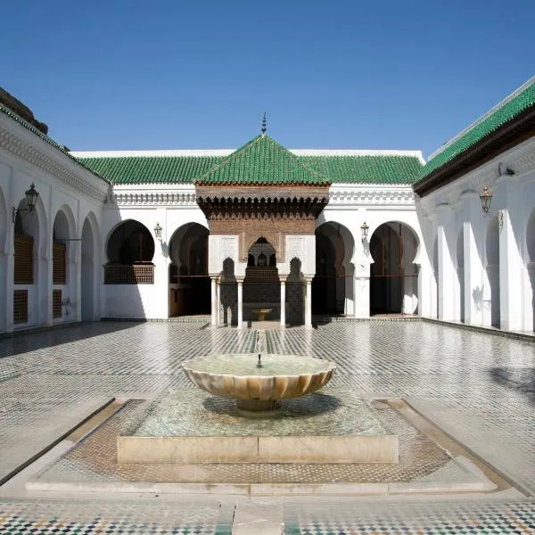 Fès