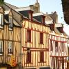 Cheap car rental in Vannes