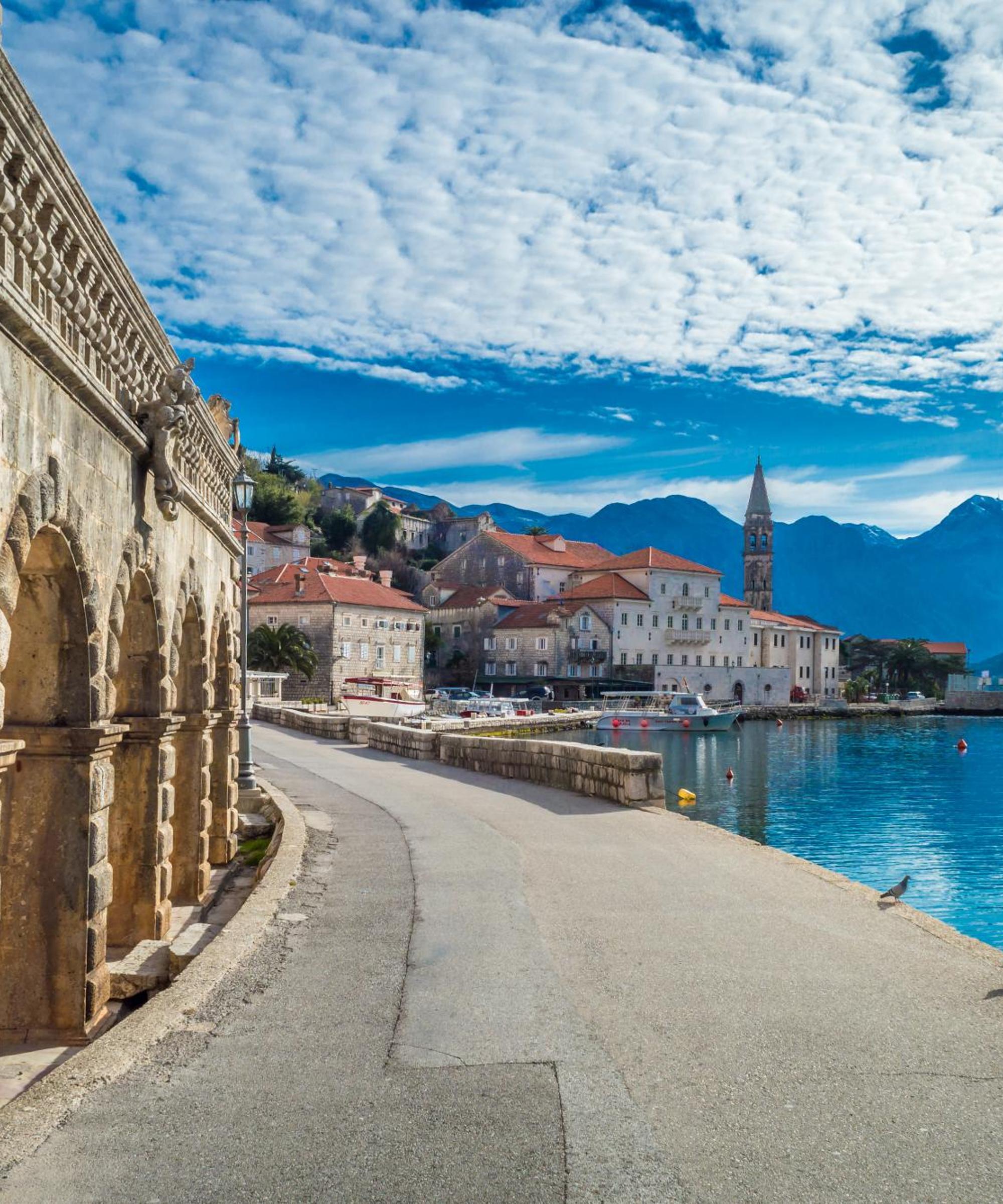 Surprice Car Rental in Montenegro