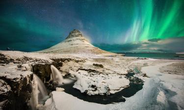 Flights from Greenland to Iceland