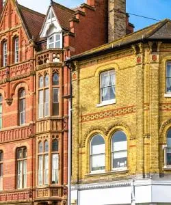 District of Southampton where our customers prefer to stay. 