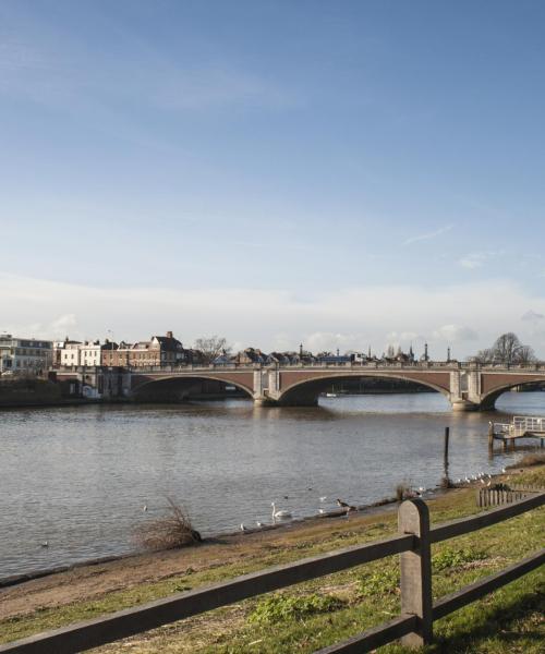 Četvrt u kojoj naši korisnici vole rezervirati smještaj u gradu 'Kingston upon Thames'.