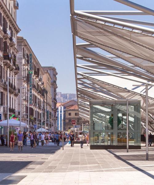 Quartier de Naples où les voyageurs préfèrent séjourner.