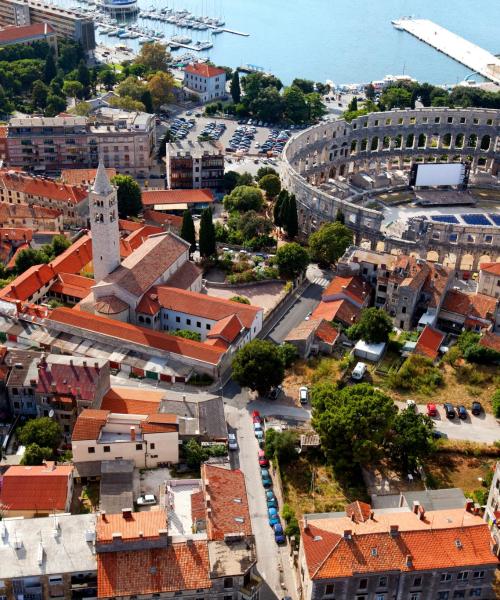 Bairro em Pula onde nossos clientes preferem se hospedar.