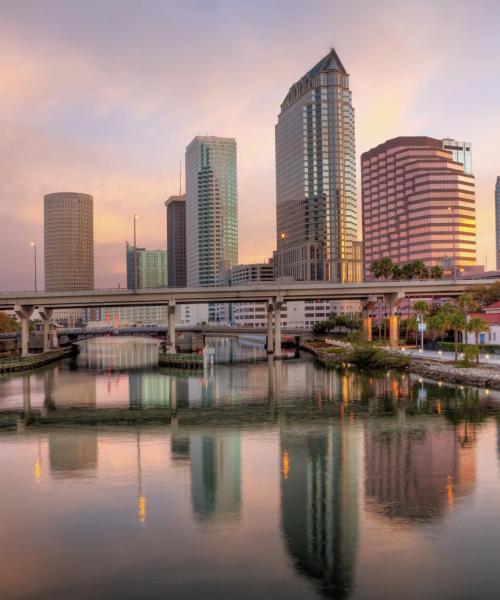 Čtvrť v destinaci Tampa, kde se naši zákazníci rádi ubytovávají.